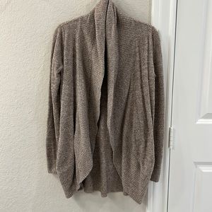 Excellent condition barefoot dreams circle cozy chic lite circle cardigan